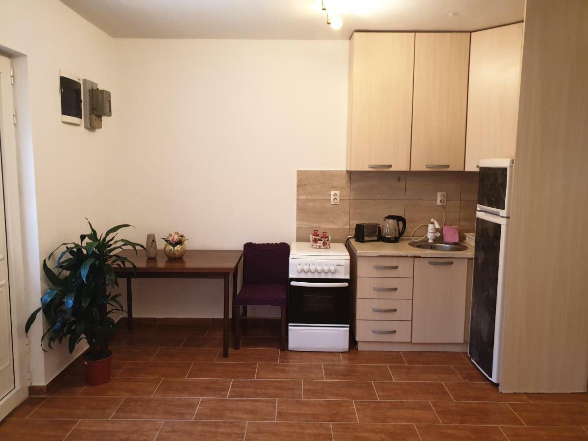 Apartment Aleksandar Kotor Exterior foto